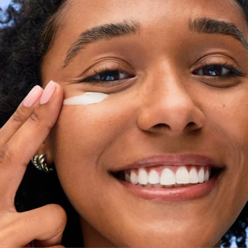 Fresh Black Tea Advanced Age Renewal Eye Cream - Picture 4 of 13